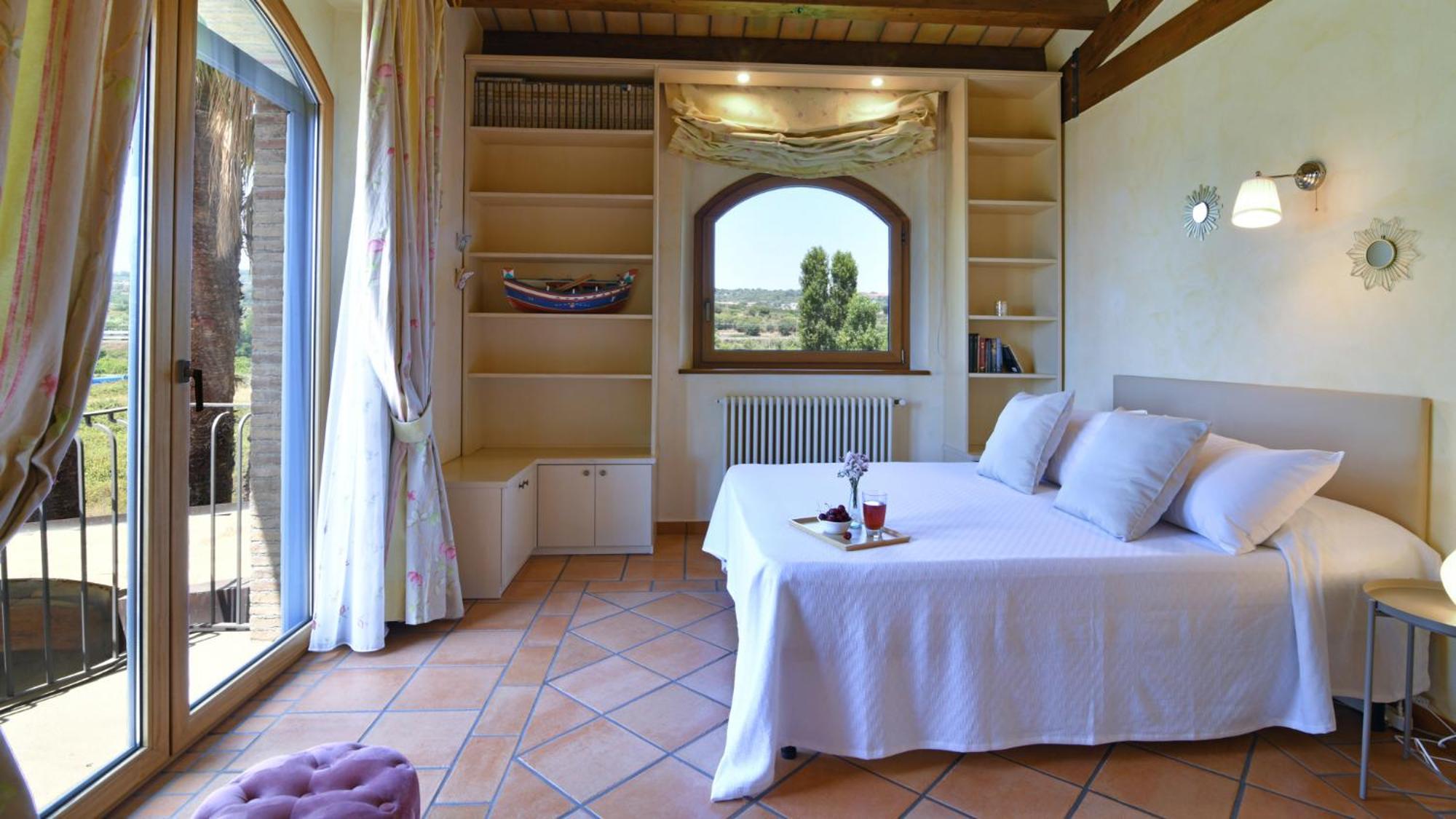 Villa Biddizza Ачиреале Екстериор снимка